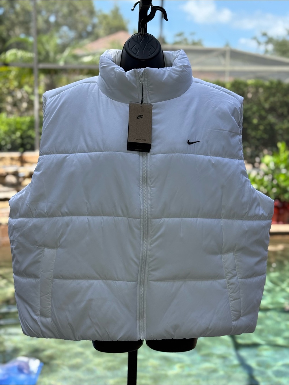 Nike Womens Therma-FIT Puffer Vest White Loose Fit FZ5922-100 XXL New
